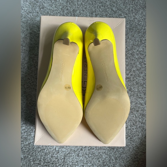 BCBGeneration Bright Yellow Heels - Picture 3 of 3